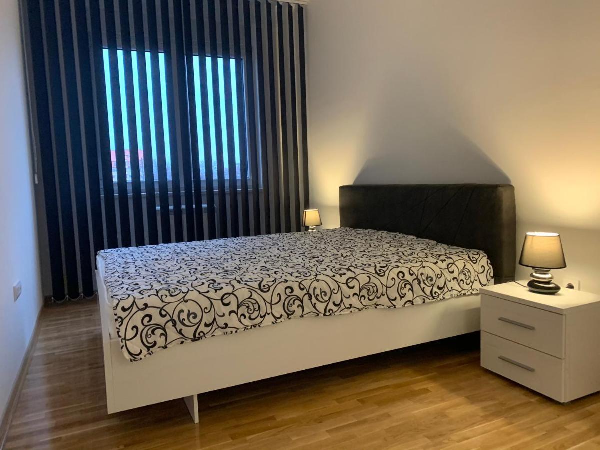 Royal Residence Apartmani Панчево Экстерьер фото