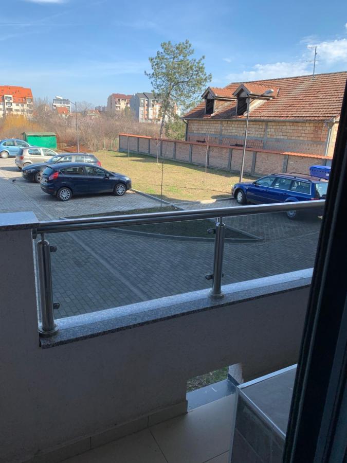 Royal Residence Apartmani Панчево Экстерьер фото